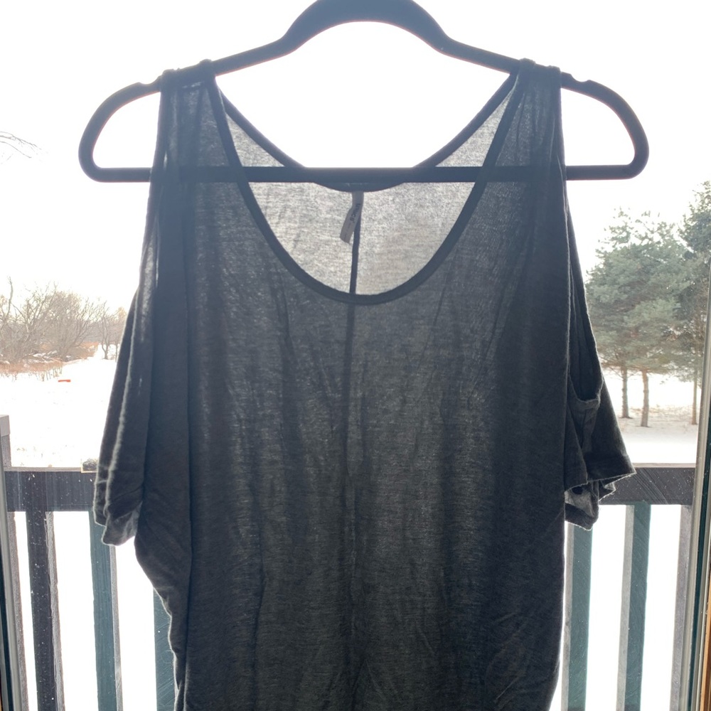 Cold shoulder top